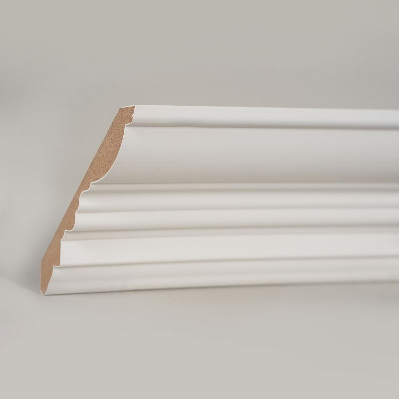 Moulure couronnée en MDF (apprêt de remplissage et blanc nacré) 3/5