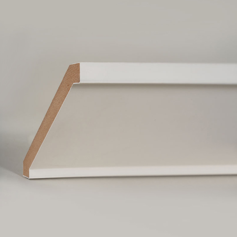Moulure couronnée en MDF (apprêt de remplissage et blanc nacré) 3/5