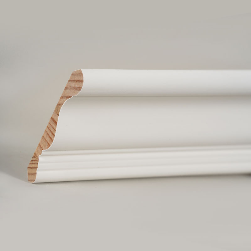 Moulure couronnée en bois de pin (apprêt de remplissage et blanc perle) 3/5' x 4 1/4'