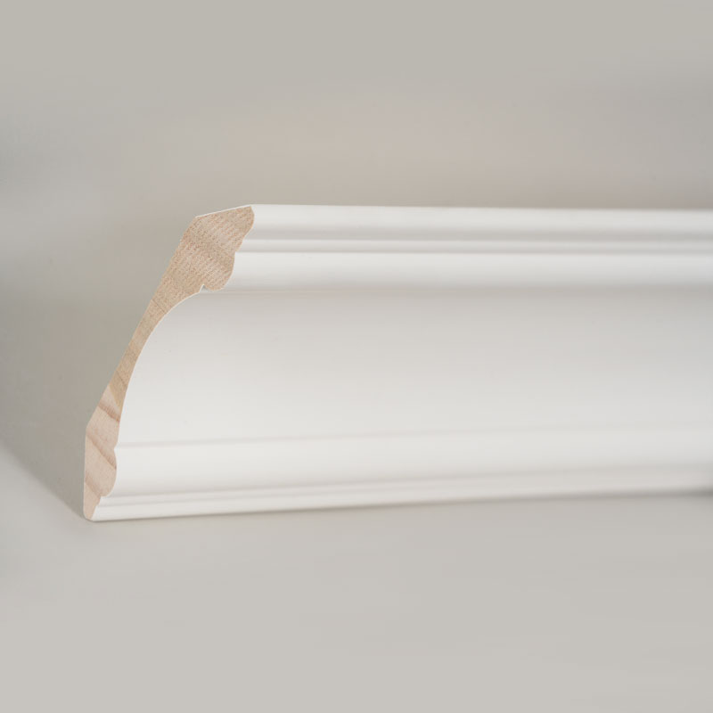 Moulure couronnée en bois de pin (apprêt enduit et blanc perle) 3/4' x 3 3/8'