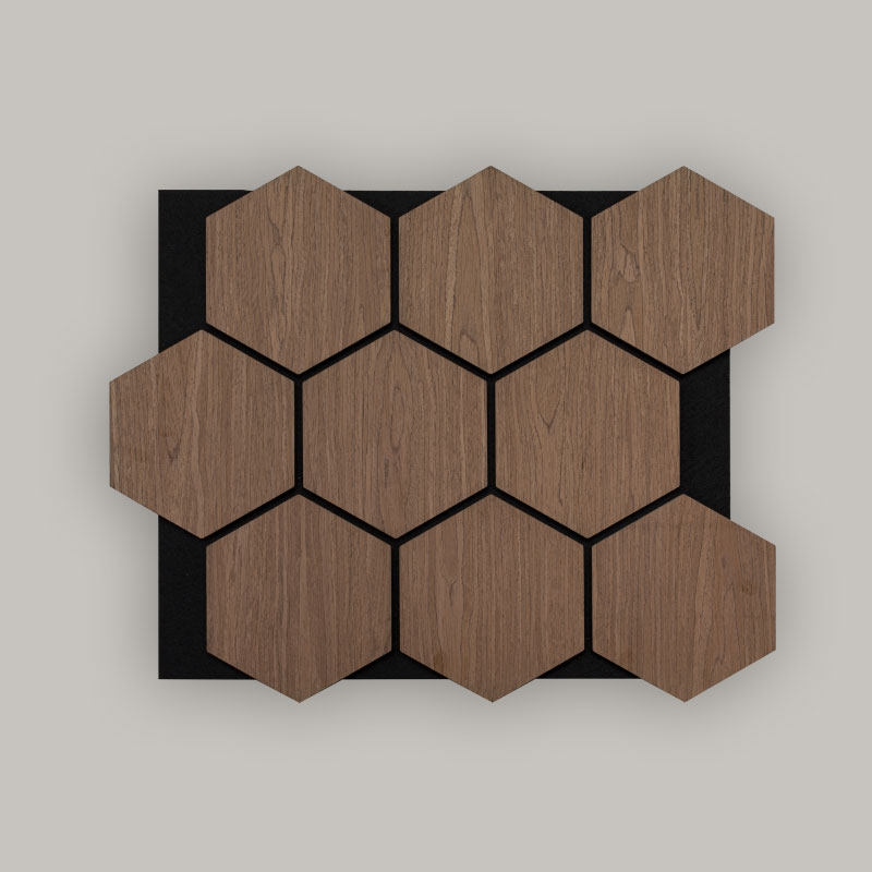 Mur de grille/panneau mural acoustique hexagonal (placage de bois d'ingénierie enveloppé) - Finition grain de bois 693 mm x 567 mm