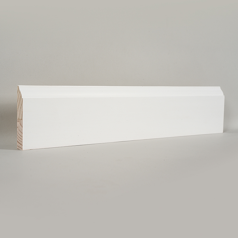 Plinthe en pin (avec apprêt et blanc perle) 3/5' x 3 1/4'