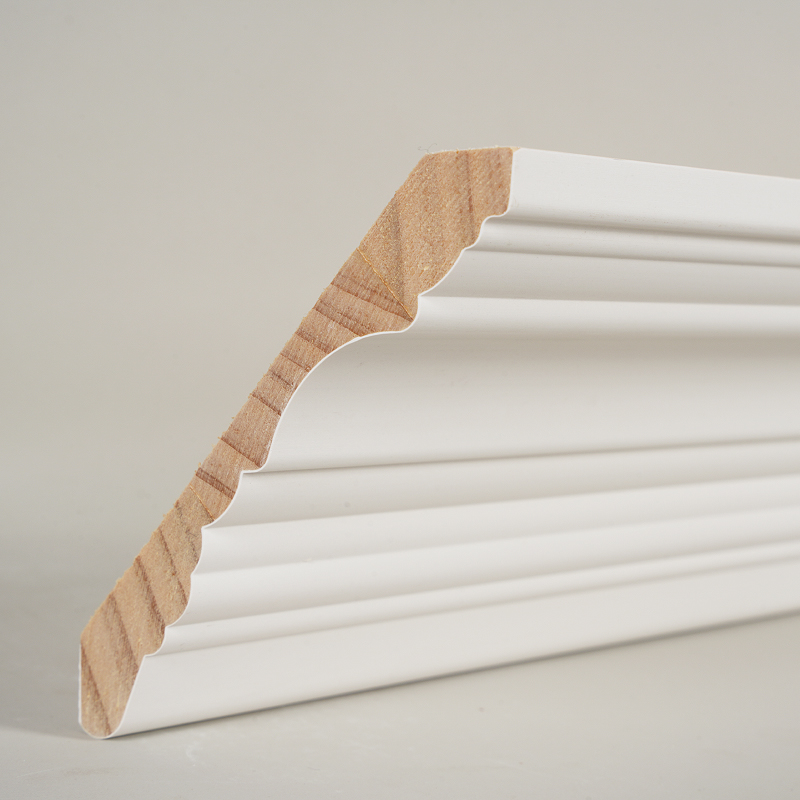 Moulure couronnée en bois de pin (apprêt enduit et blanc perle) 3/5