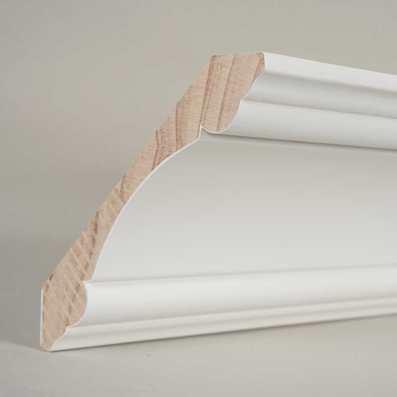 Moulure couronnée en bois de pin (apprêt de remplissage et blanc perle) 3/4