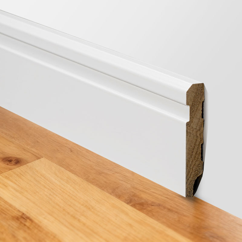 Plinthe en bois massif (apprêtée et peinte) - Blanc 3/5' x 3 1/6'